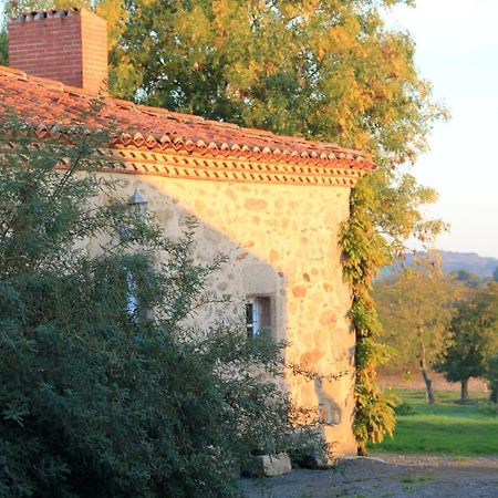 Les Chambres D'Hotes De La Metairie Du Bourg Les Herbiers Bagian luar foto