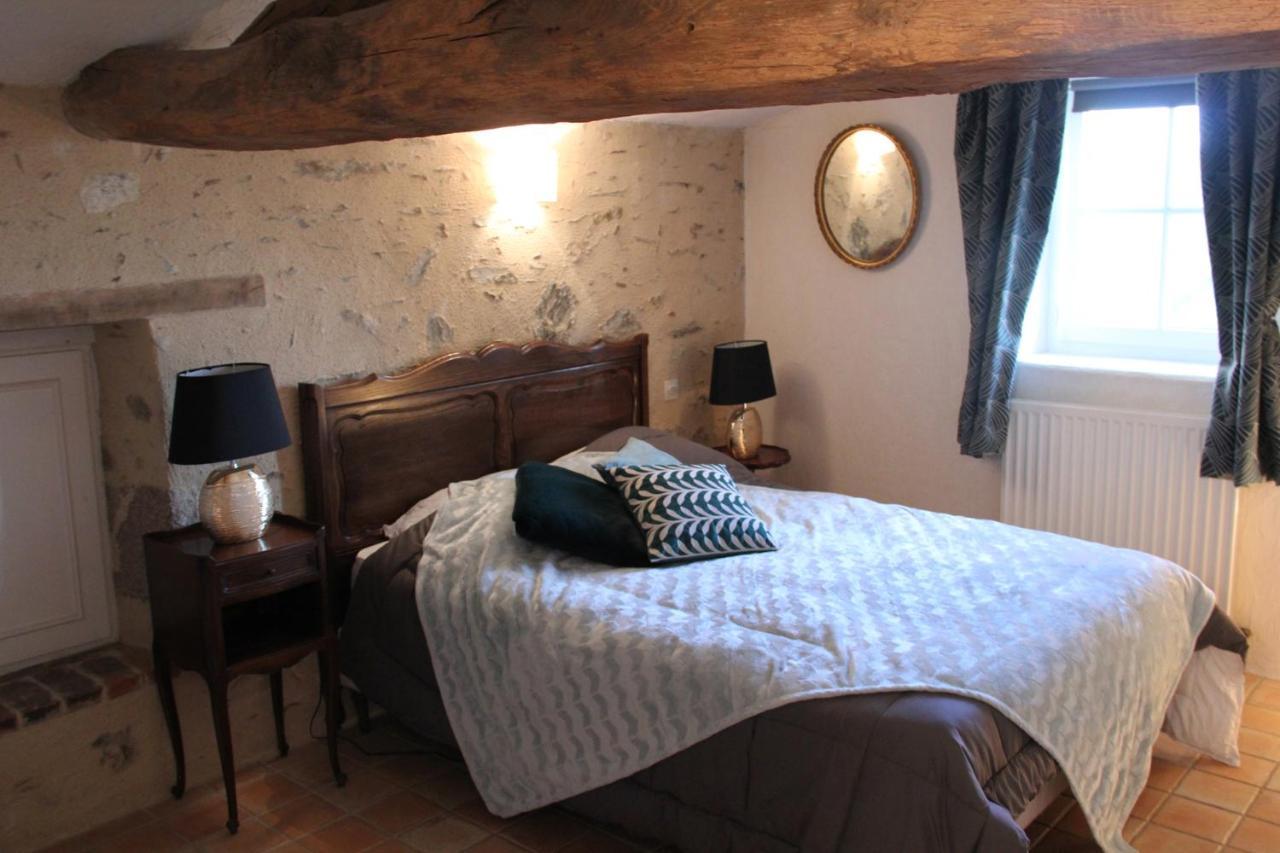 Les Chambres D'Hotes De La Metairie Du Bourg Les Herbiers Bagian luar foto