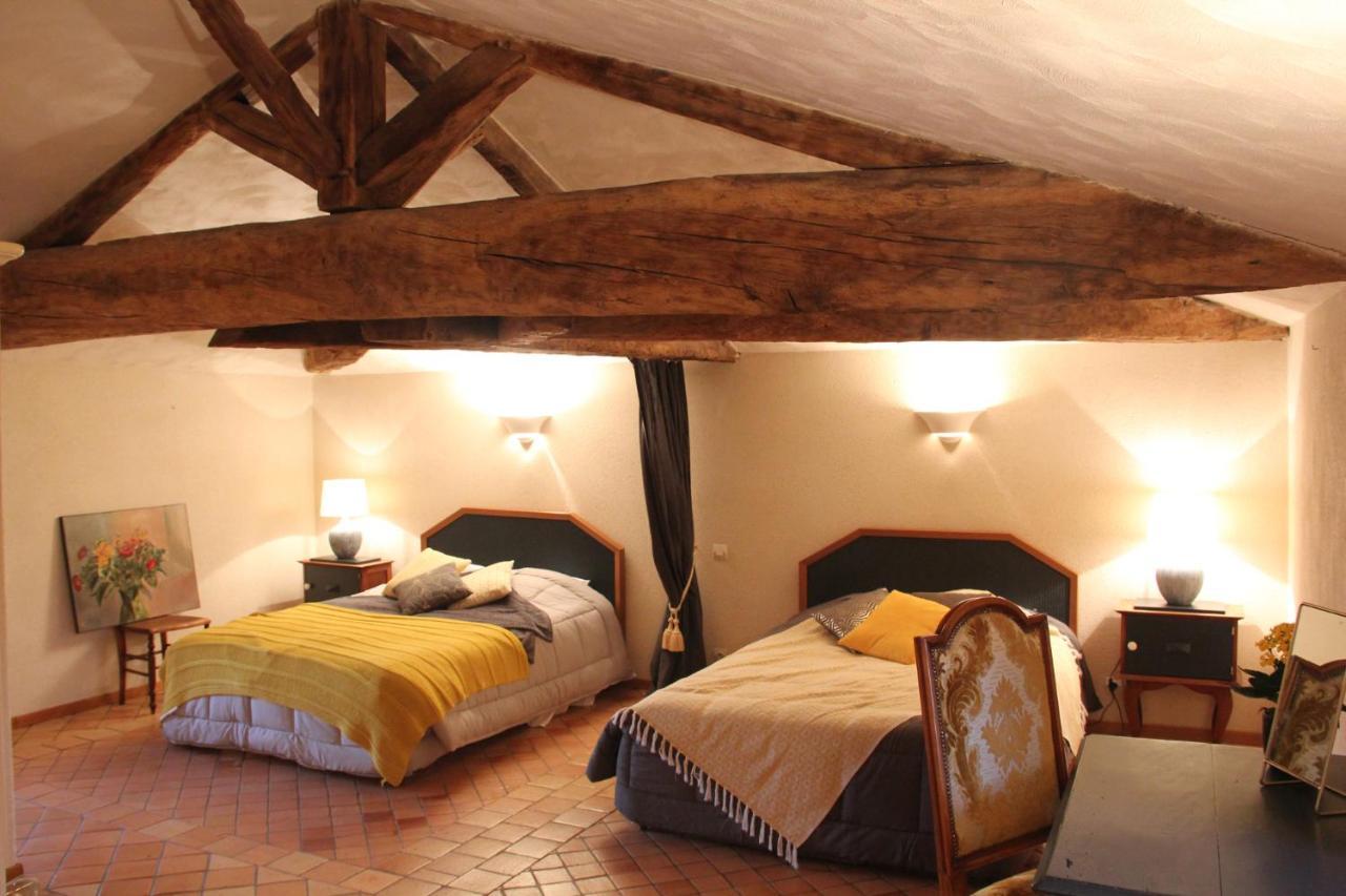 Les Chambres D'Hotes De La Metairie Du Bourg Les Herbiers Bagian luar foto