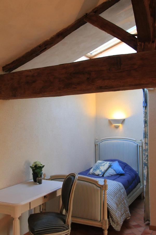 Les Chambres D'Hotes De La Metairie Du Bourg Les Herbiers Bagian luar foto